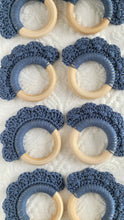 Cargar imagen en el visor de la galería, Servilletero Ola Denim (Set de 8)

